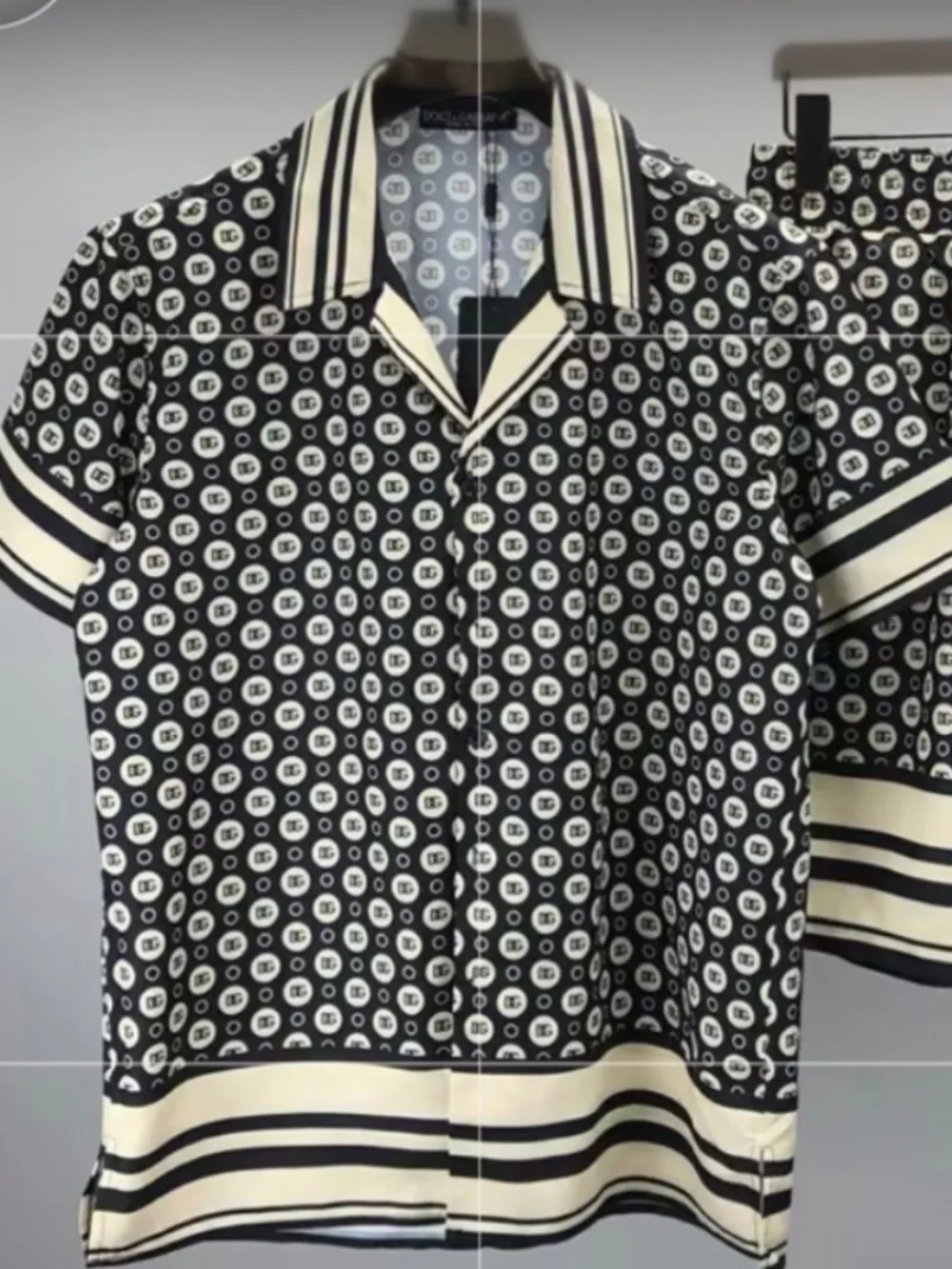 D&G short set
